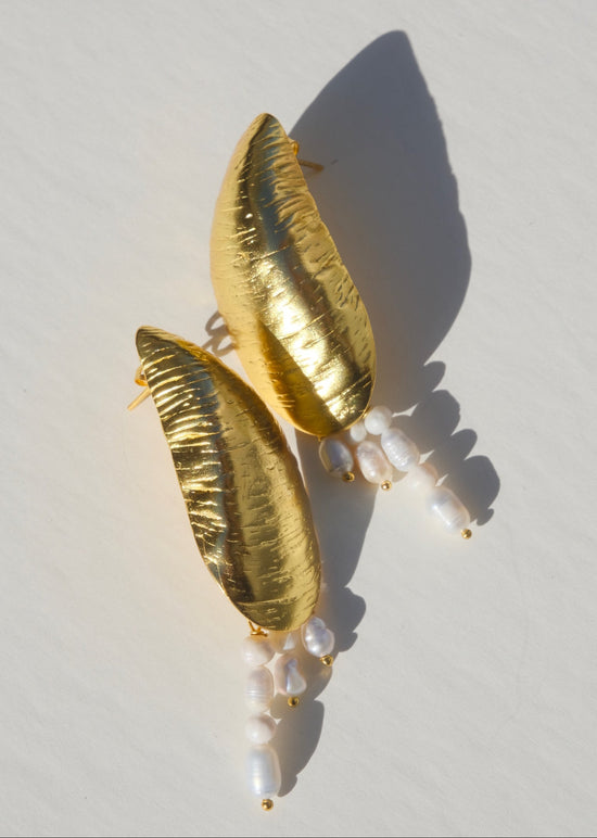 MOULE EARRINGS