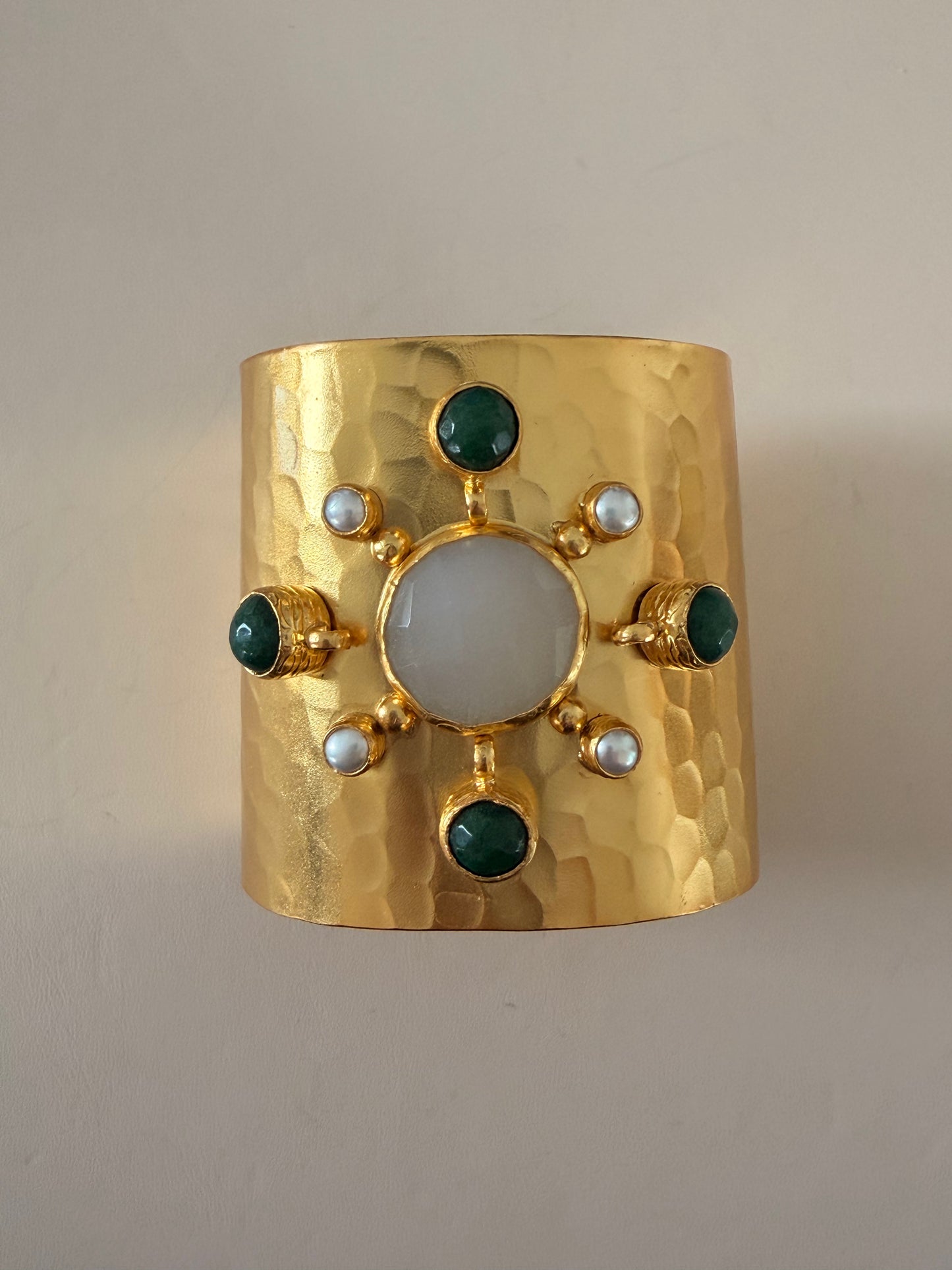 GEMSTONE BOHÈME CUFF