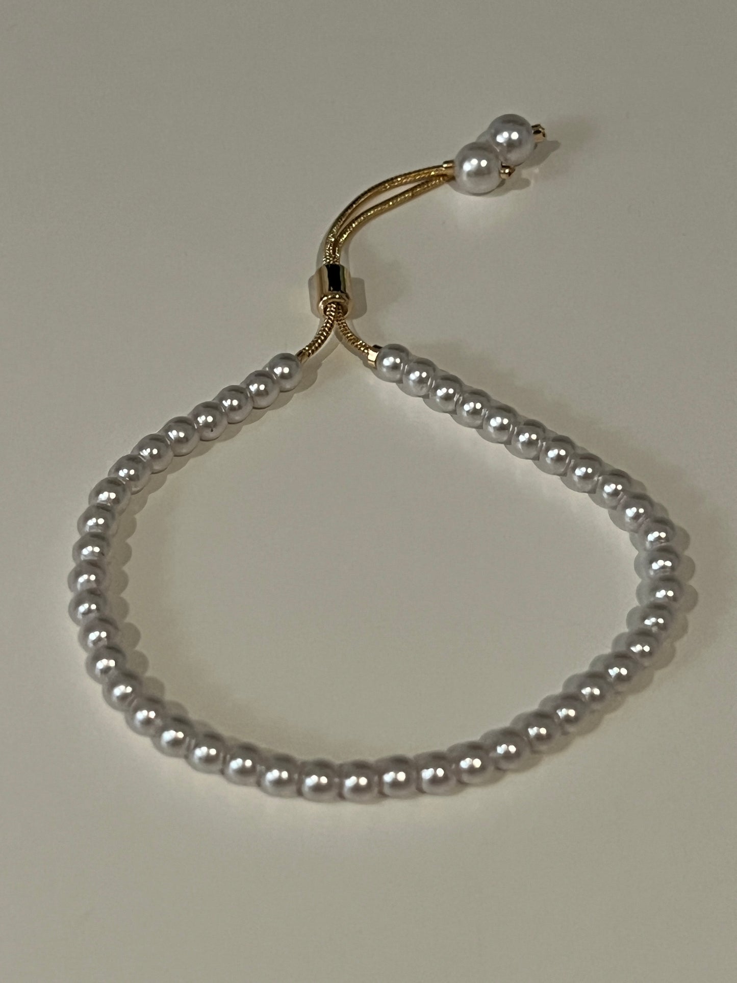 Pearl bracelet