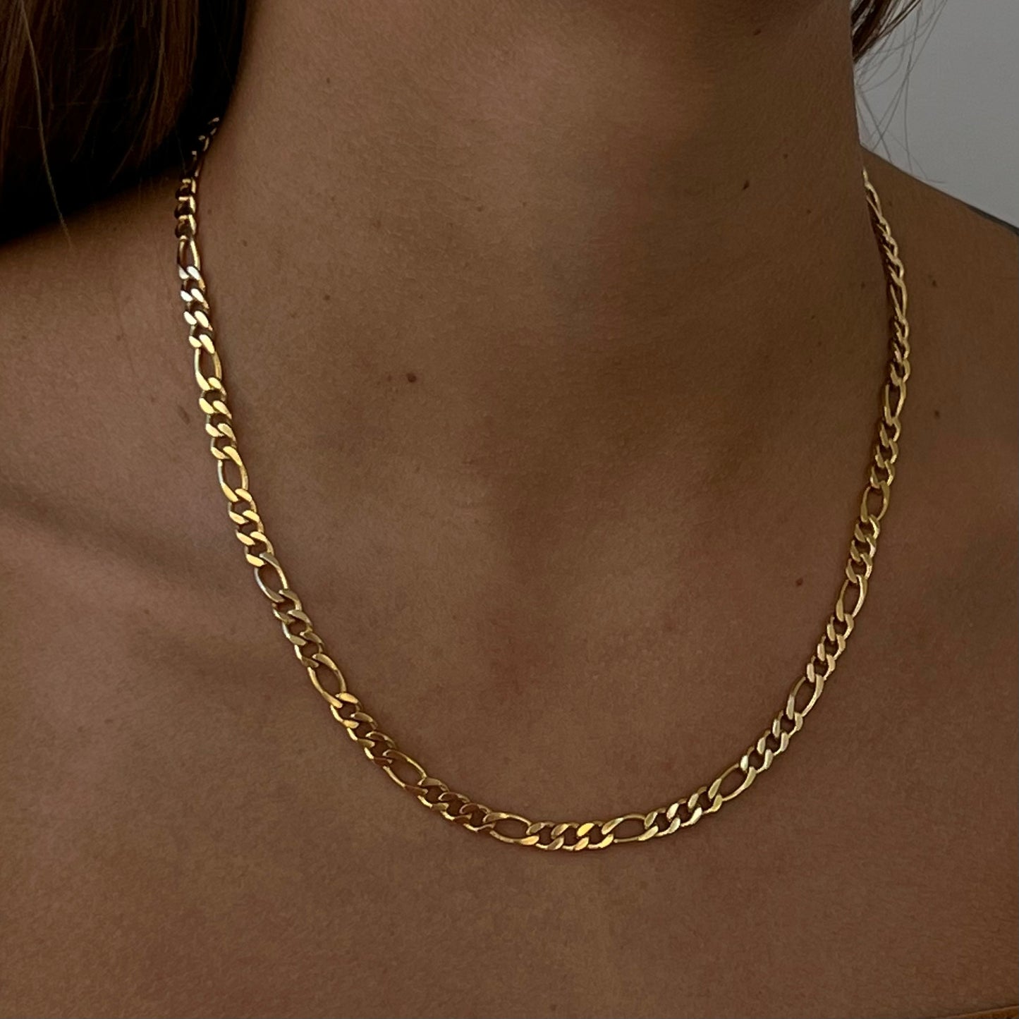 Load image into Gallery viewer, 18k gold-filled fugaro chains unisex classic chain jewelry iluvindigo indigo jewelry jewels
