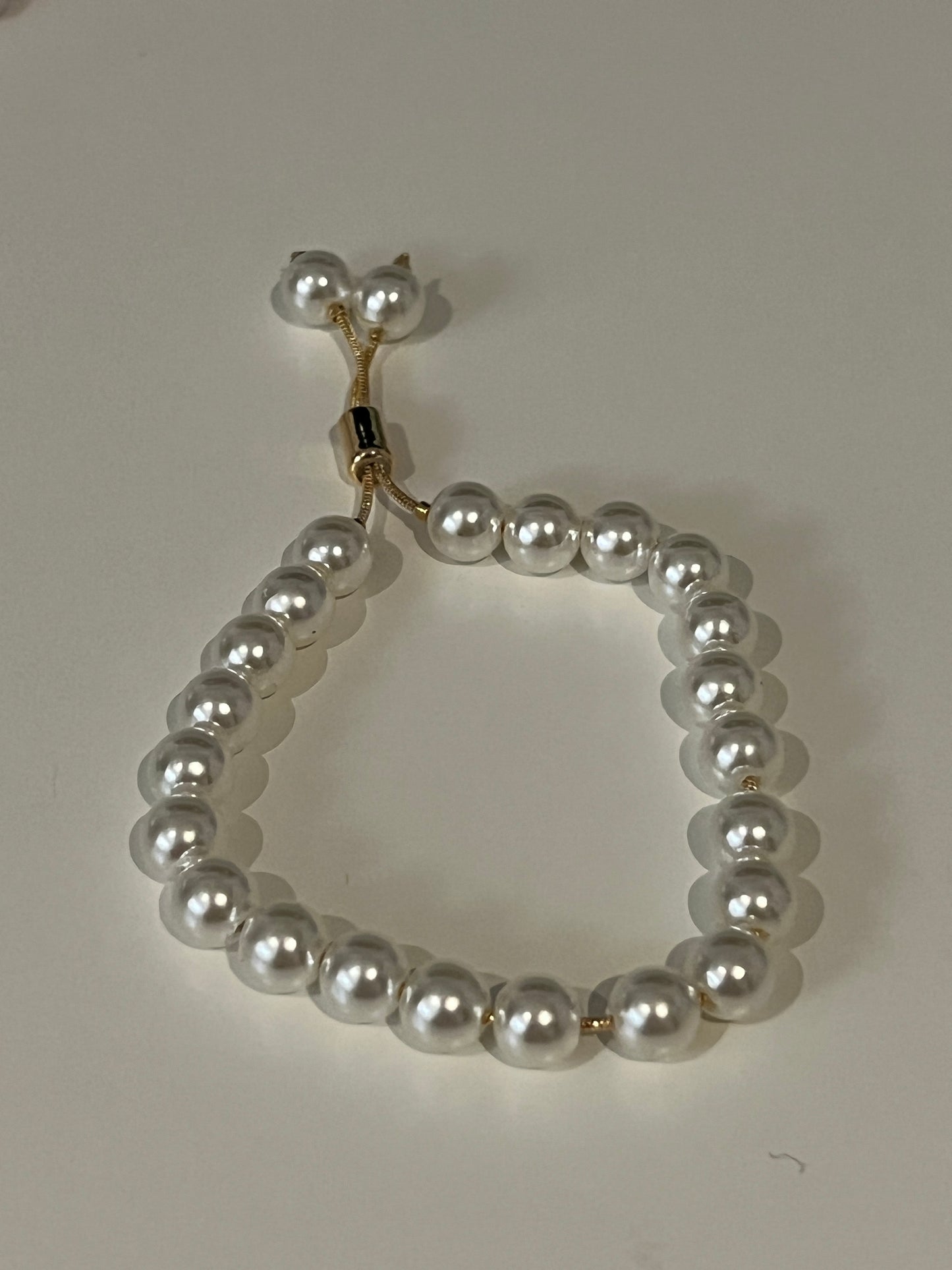 Pearl bracelet